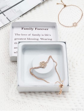 "Family Forever" Flower Heart Adjustable Rhinestone Stretch Bracelet with Gift Box